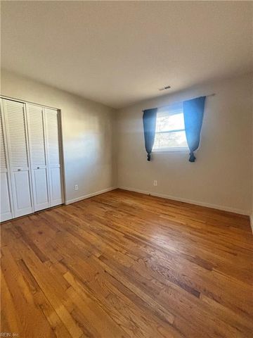 3403 Port Chambers CT, Chesapeake, VA 23321