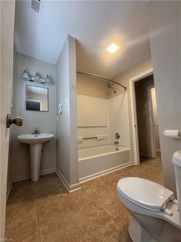 3403 Port Chambers CT, Chesapeake, VA 23321