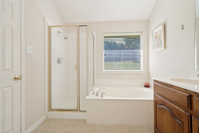 2740 Beacon Hill Drive, Rockwall, TX 75087