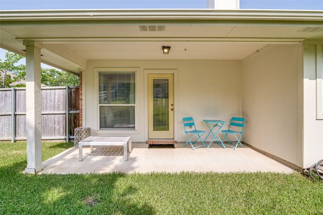 2740 Beacon Hill Drive, Rockwall, TX 75087