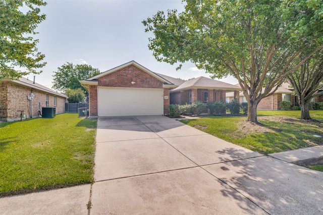 2740 Beacon Hill Drive, Rockwall, TX 75087
