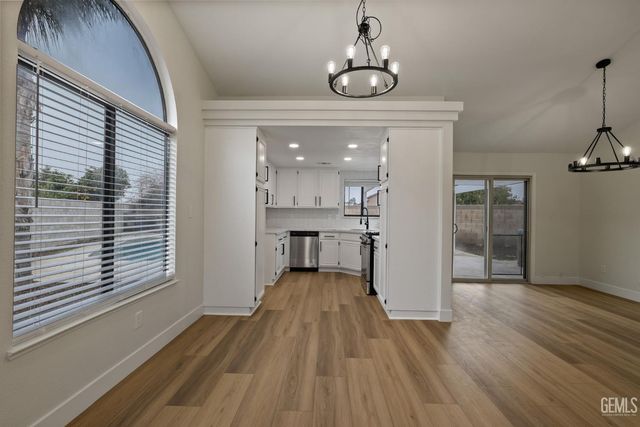 6903 Vanilla Court, Bakersfield, CA 93313