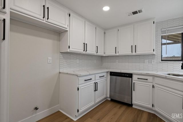 6903 Vanilla Court, Bakersfield, CA 93313