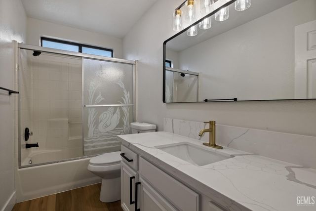 6903 Vanilla Court, Bakersfield, CA 93313