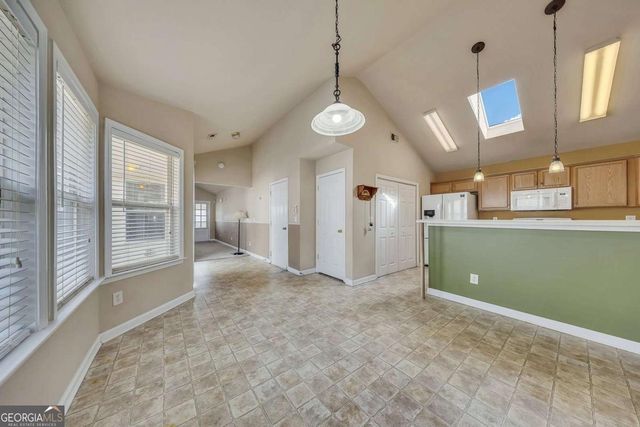 100 Highland Falls Drive, Hiram, GA 30141