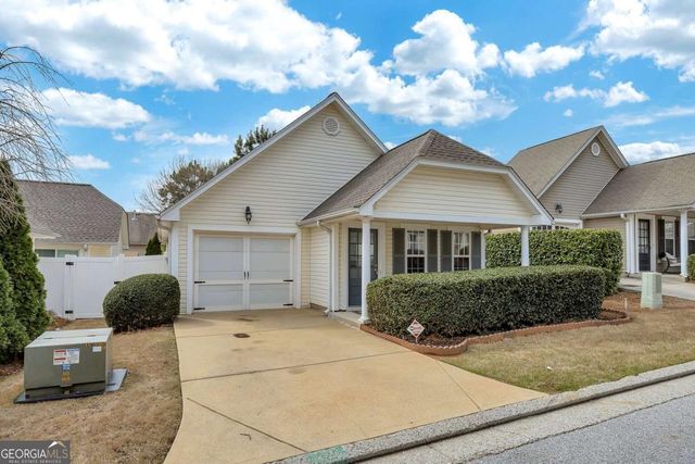 100 Highland Falls Drive, Hiram, GA 30141