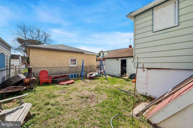 106 S 3RD AVE, Essington, PA 19029