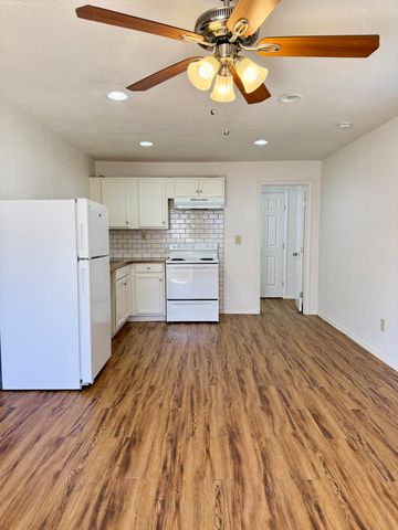 1912 25th Street, C, Lubbock, TX 79411