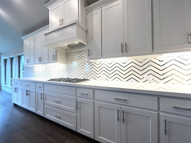 2834 Midlake Drive, Midlothian, TX 76065