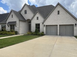 2834 Midlake Drive, Midlothian, TX 76065