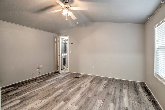 775 Whitaker Circle, Gordonville, TX 76245