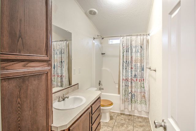 775 Whitaker Circle, Gordonville, TX 76245