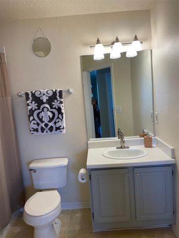 1909 SUMMER CLUB DRIVE 211, Oviedo, FL 32765