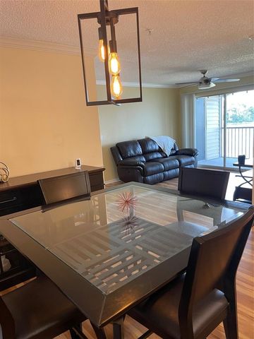 1909 SUMMER CLUB DRIVE 211, Oviedo, FL 32765