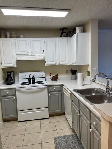 1909 SUMMER CLUB DRIVE 211, Oviedo, FL 32765