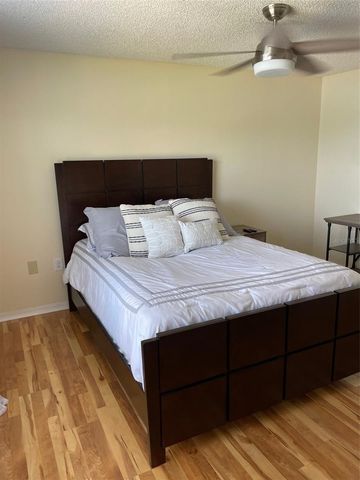 1909 SUMMER CLUB DRIVE 211, Oviedo, FL 32765