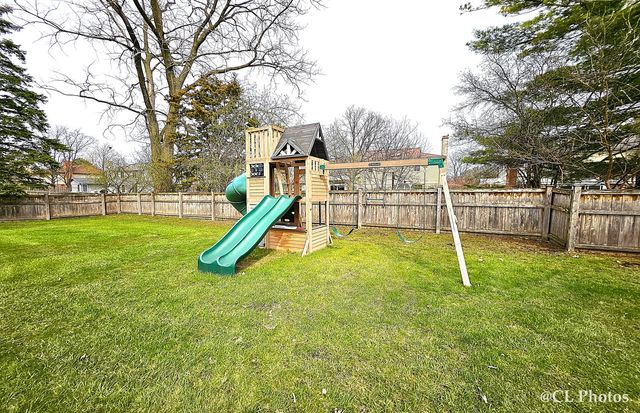 2313 Greenwood Road, Glenview, IL 60026