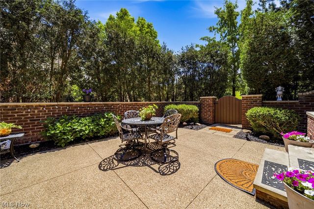 39487 Tudor Drive, Willoughby, OH 44094