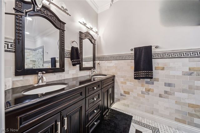 39487 Tudor Drive, Willoughby, OH 44094