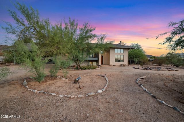 2315 E SOUTH MOUNTAIN Avenue -, Phoenix, AZ 85042