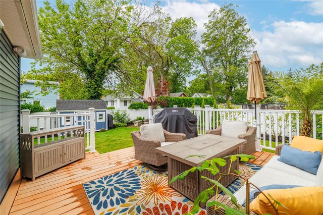 125 Frederick, Merrick, NY 11566