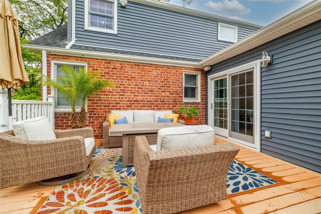 125 Frederick, Merrick, NY 11566