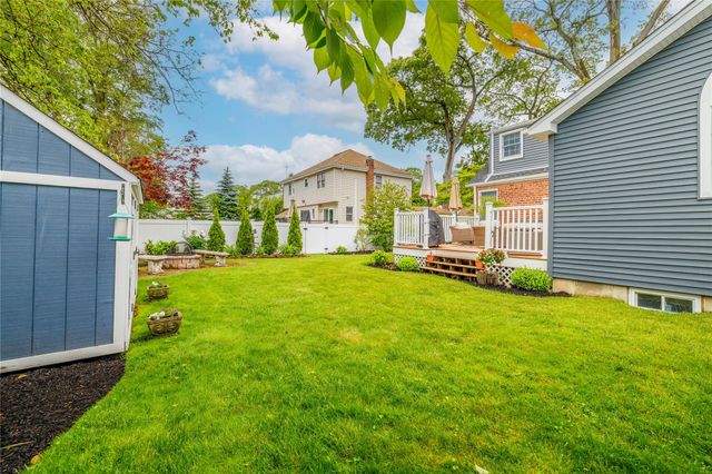 125 Frederick, Merrick, NY 11566