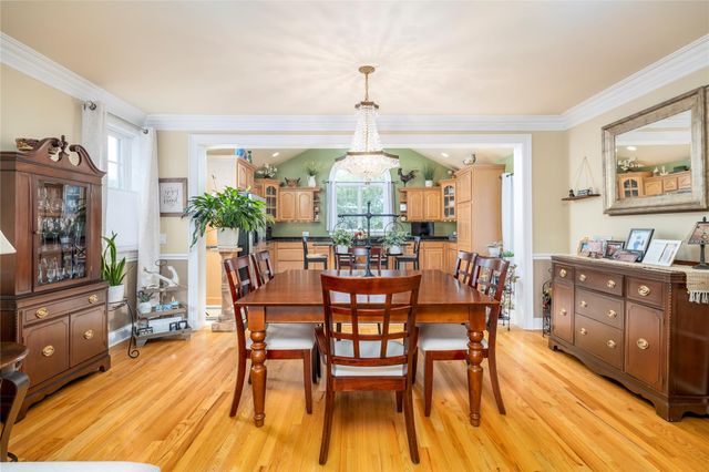 125 Frederick, Merrick, NY 11566