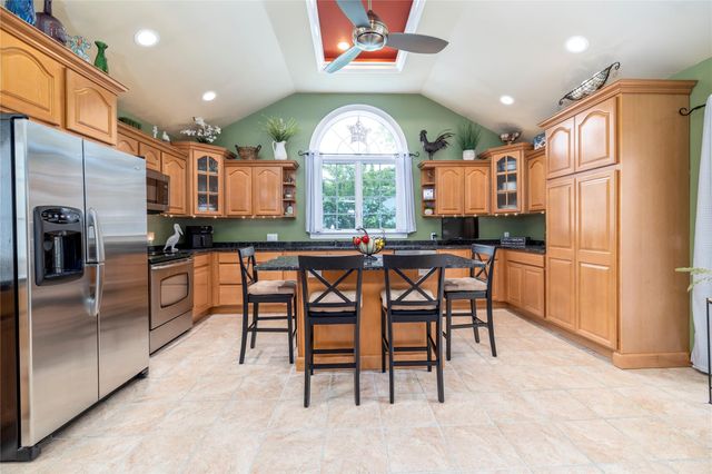 125 Frederick, Merrick, NY 11566