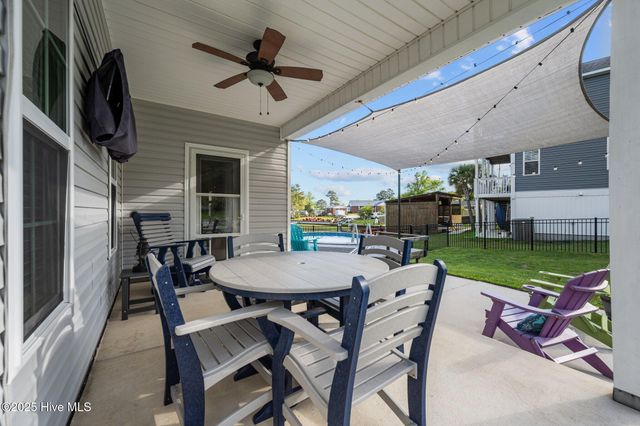 442 Crows Nest Lane, Sneads Ferry, NC 28460