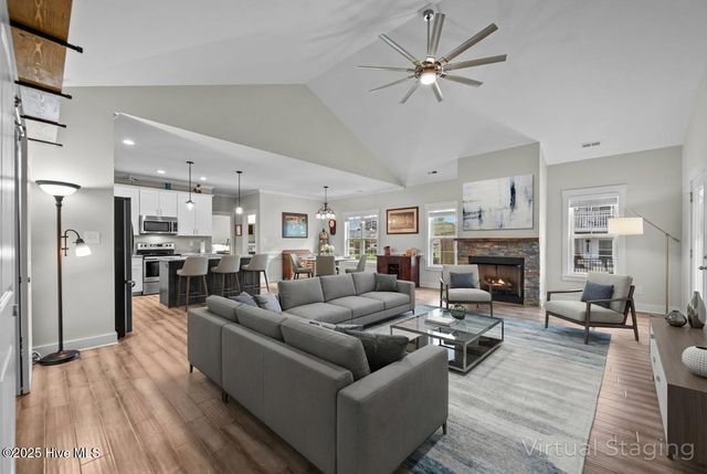 442 Crows Nest Lane, Sneads Ferry, NC 28460