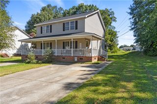100 Heatherbrook Court B, Anderson, SC 29625