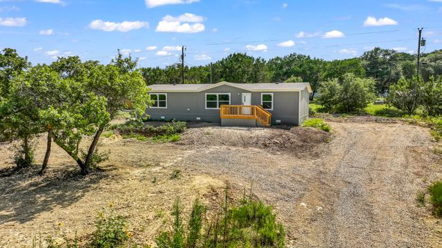 4802 Plum Bush Street, Granbury, TX 76048