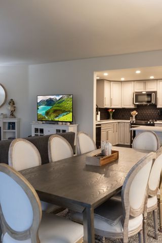 6666 Brookmont Ter Apt 1102, Nashville, TN 37205