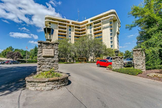 6666 Brookmont Ter Apt 1102, Nashville, TN 37205