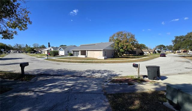 7415 CHAIRMAN COURT, Port Richey, FL 34668