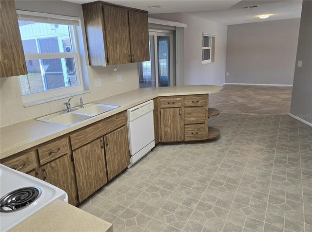 7415 CHAIRMAN COURT, Port Richey, FL 34668