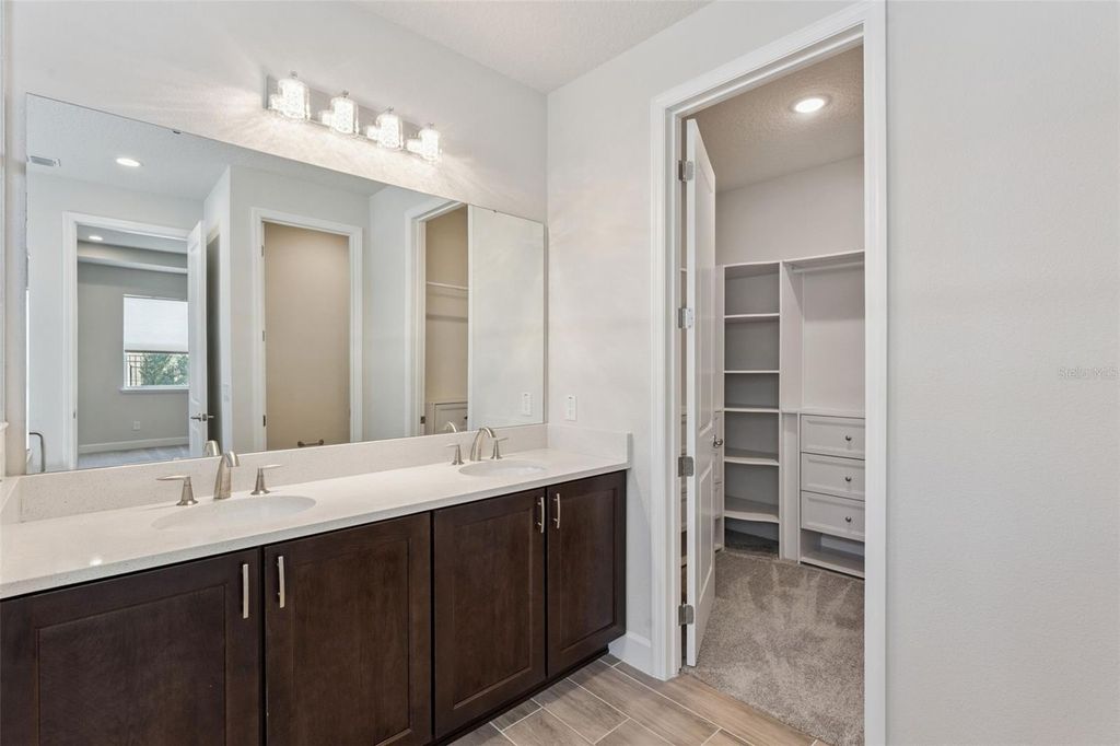 Image 24 of property listing at 2682 PARK RIDGE STREET, Apopka, FL 32712