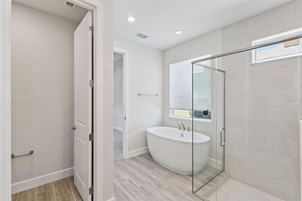 Image 26 of property listing at 2682 PARK RIDGE STREET, Apopka, FL 32712