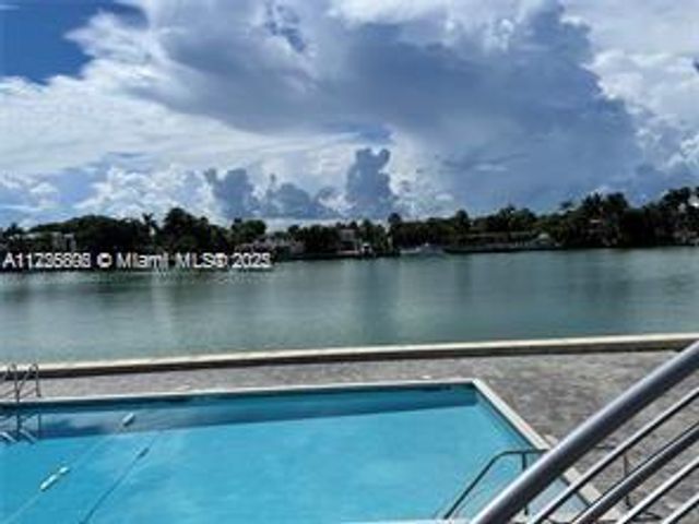 6484 Indian Creek Dr 238, Miami Beach, FL 33141