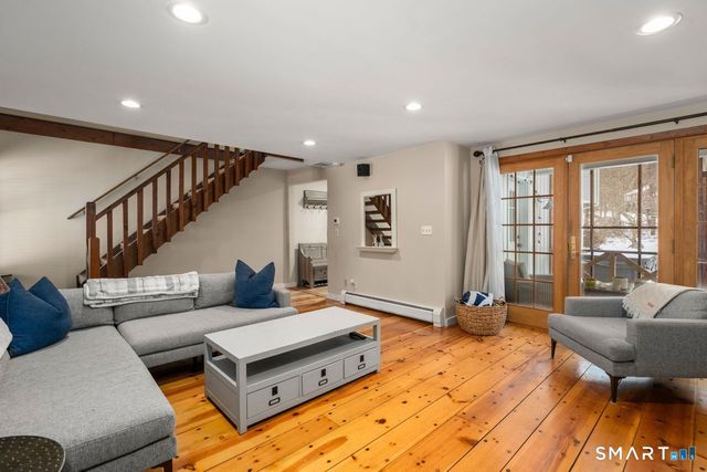 45 Heritage Drive, Easton, CT 06612