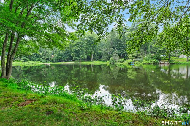 45 Heritage Drive, Easton, CT 06612