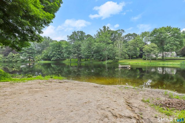 45 Heritage Drive, Easton, CT 06612