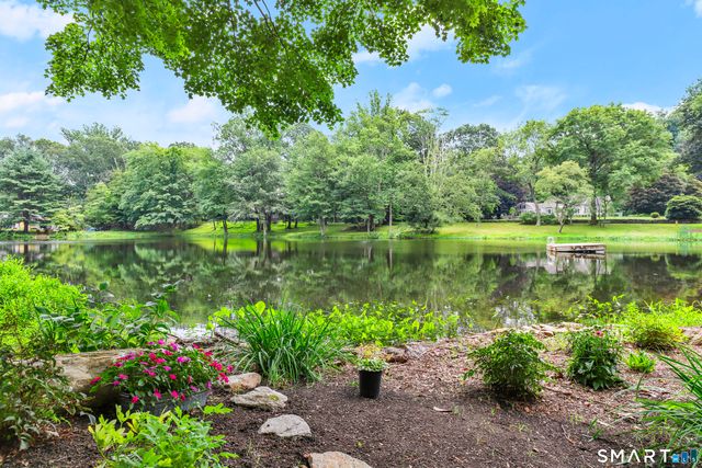 45 Heritage Drive, Easton, CT 06612