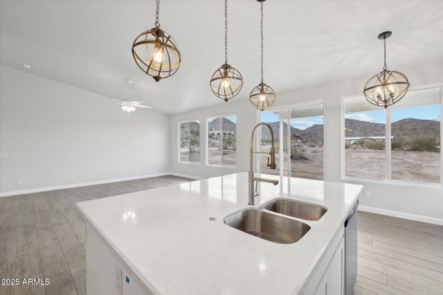 19236 W Audrey Lane, Surprise, AZ 85387