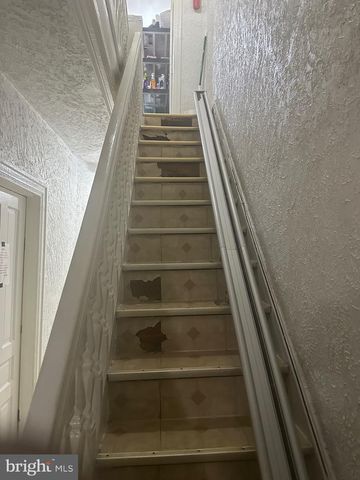 3228 W OXFORD ST, Philadelphia, PA 19121