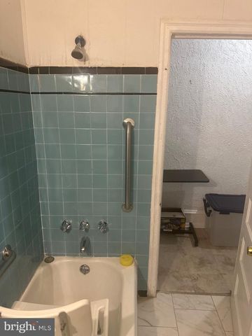 3228 W OXFORD ST, Philadelphia, PA 19121