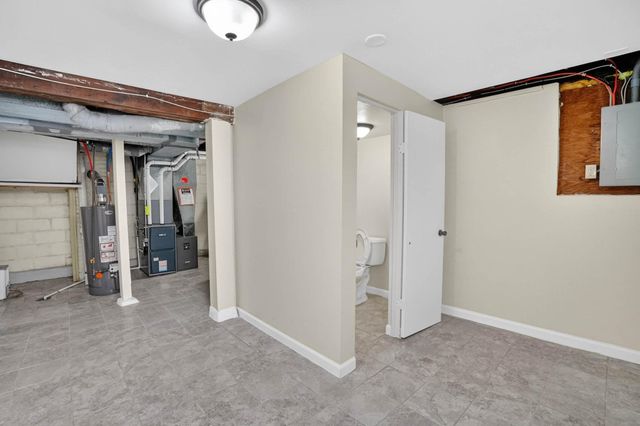 510 courtland Street, Waterloo, IA 50703