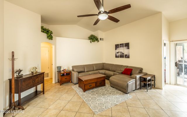 9199 E Muleshoe Street, Tucson, AZ 85747