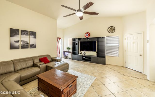 9199 E Muleshoe Street, Tucson, AZ 85747